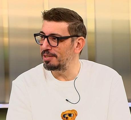 отслабна драстично а с новата си визия предизвика повече шум