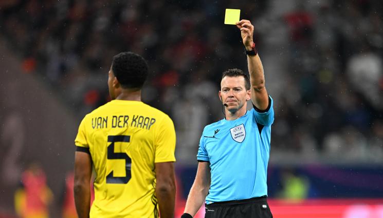 Алард Линдхут съдия българия беларус - Нидерландец, вдигнал 4 жълти картона на Левски, ни свири на изпроводяк в Лигата на нациите