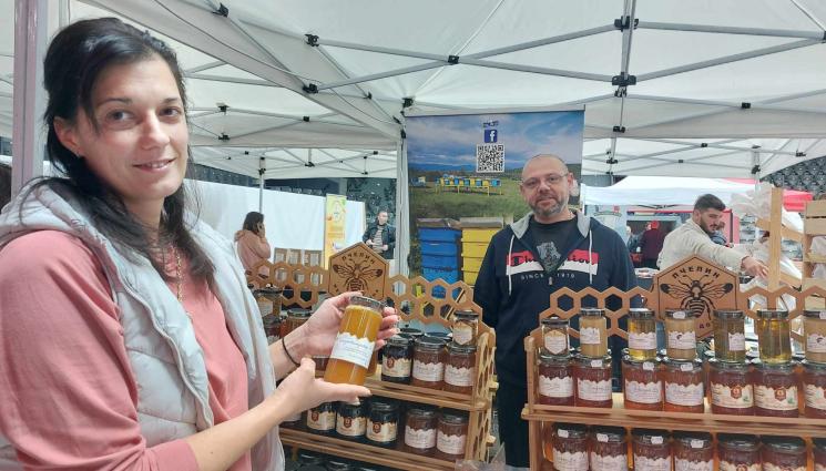 Милена Иванова имуностимулатор търтеи - Агро Телеграф: Правят имуностимулатор от търтеи