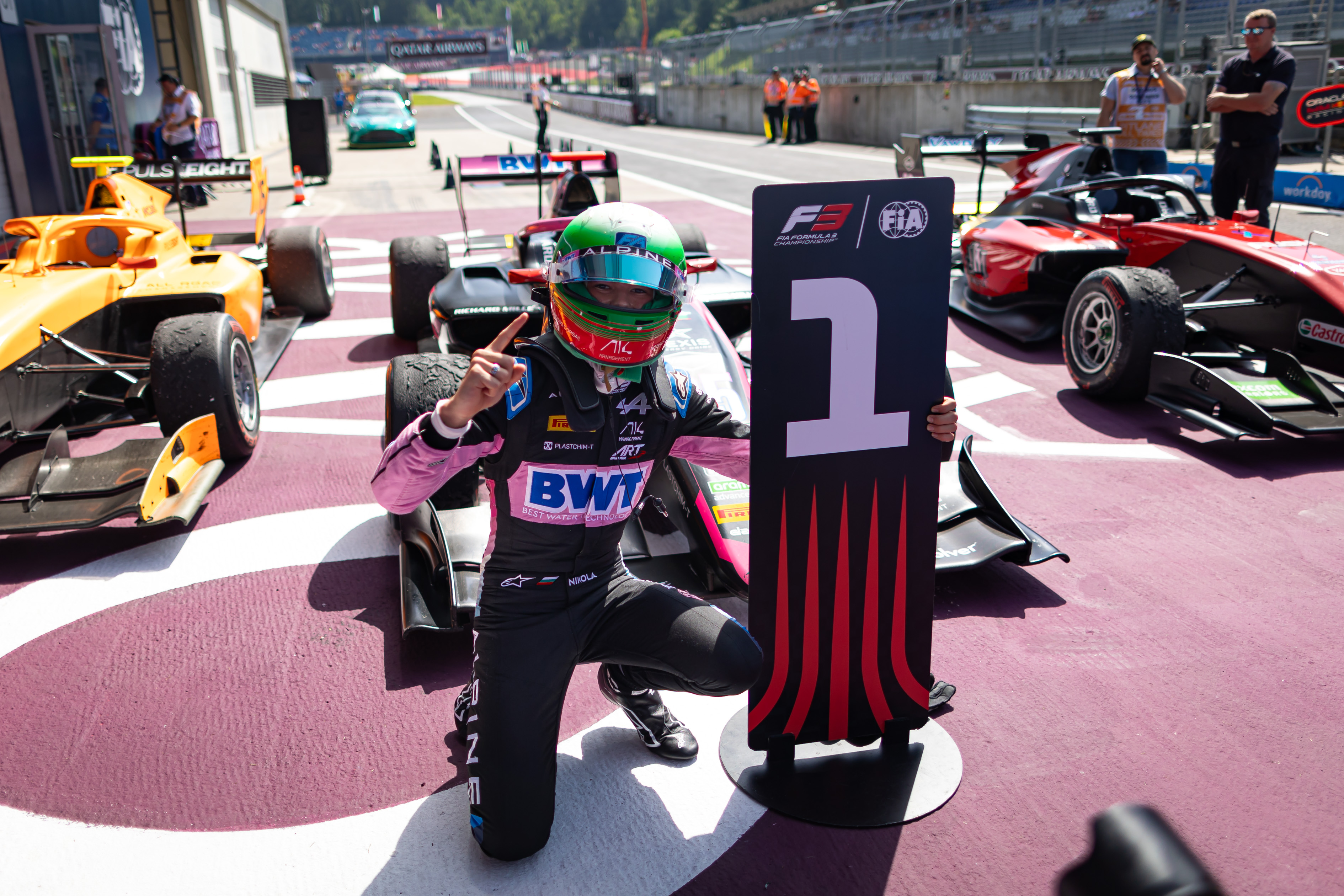 Никола Цолов