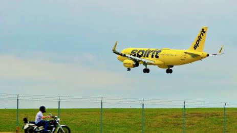 самолет Spirit airlines