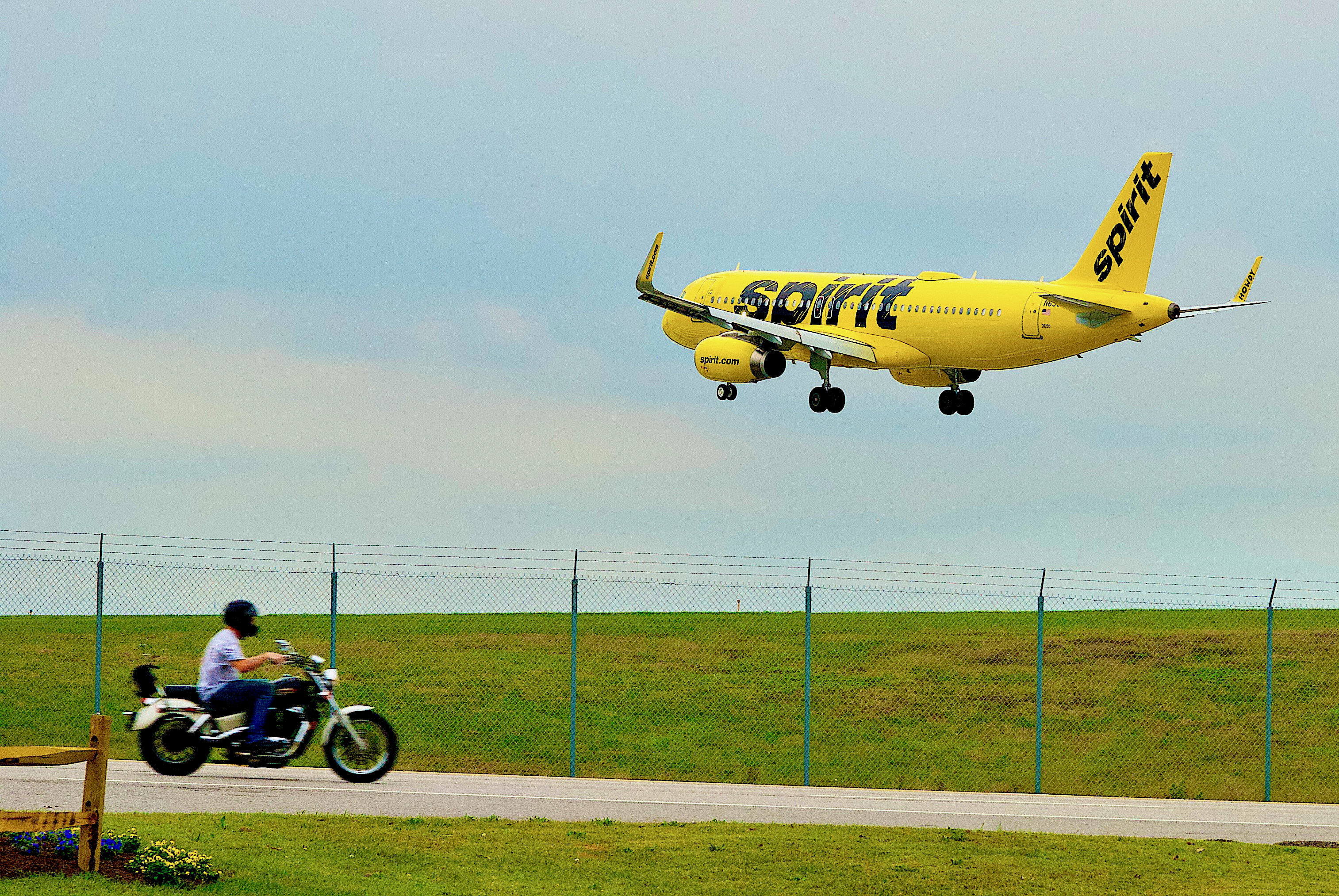 самолет Spirit airlines