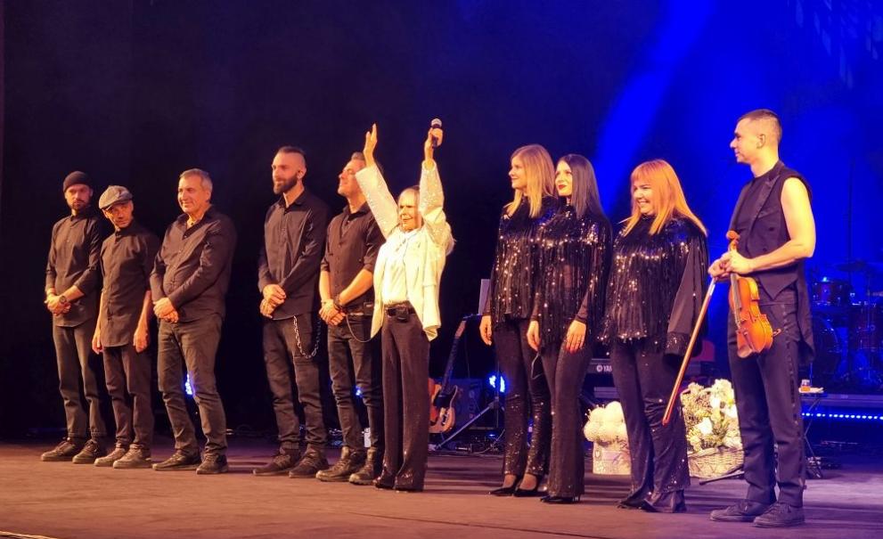 Лили Иванова