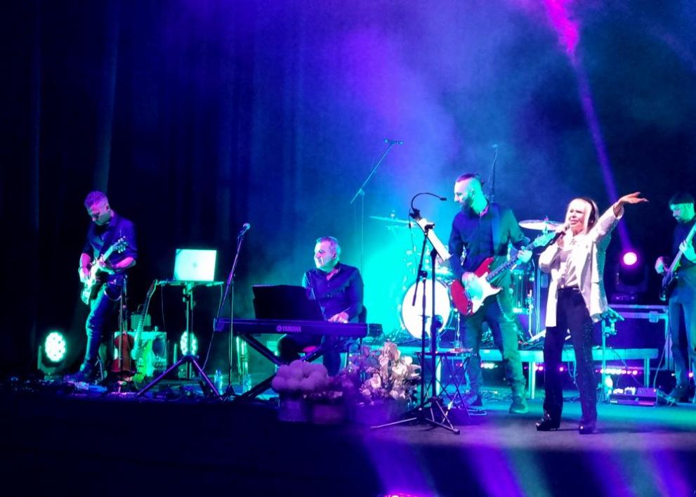 Лили Иванова