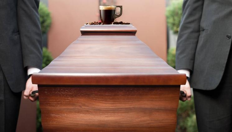 ковчег - ЗЛОВЕЩО: Пием кафето си в ковчег срещу 26 лв.  (СНИМКИ)