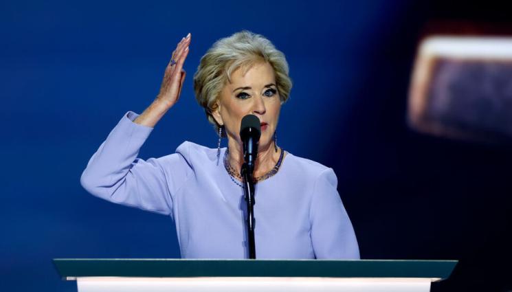 Линда Макмеън - Тръмп номинира бивша кечистка за министър на образованието