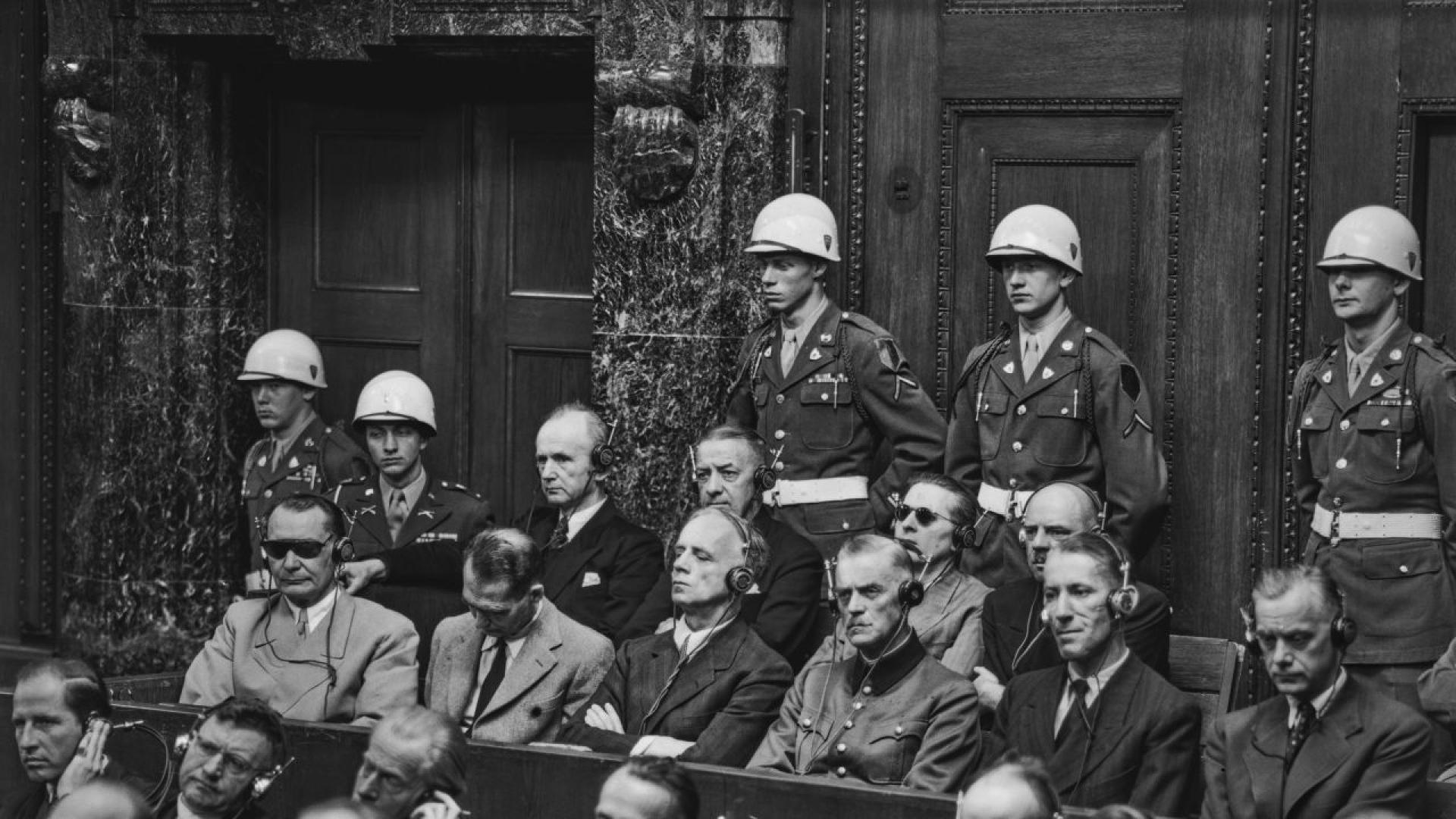 През годините на Втората световна война нацистка Германия организира и