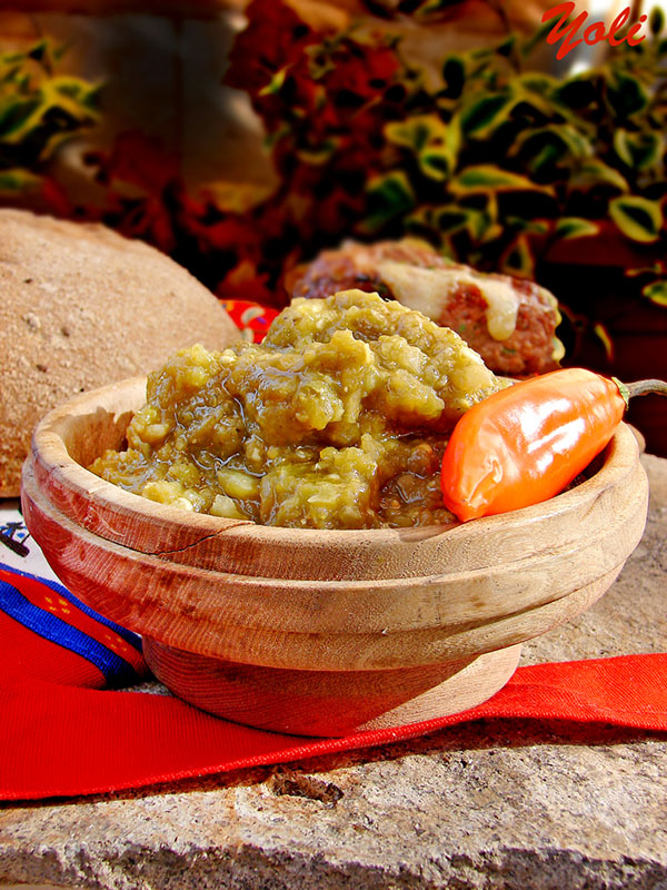 Йоланта Делибозова Йоли