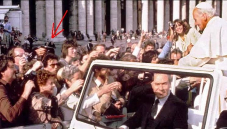 Папа Йоан Павел Втори - СЛЕД АТЕНТАТА СРЕЩУ ПАПА ЙОАН ПАВЕЛ ВТОРИ: Сергей Антонов - изкупителната жертва!