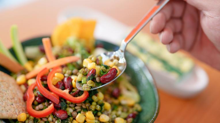  Идеални за пости: Топ 7 на най-хубавите веган източници на протеин 