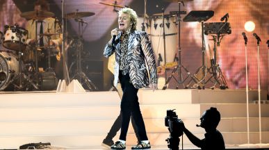 23 години след последното си участие Rod Stewart се завръща на "Гластънбъри"