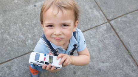 дете полиция кола МВР