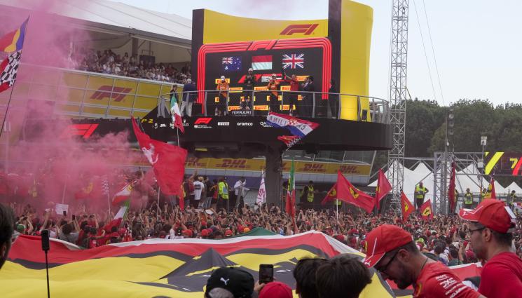 Монца писта Формула 1 - Вековната „Монца” бетонирана в календара на Формула 1 за минимум още 6 години