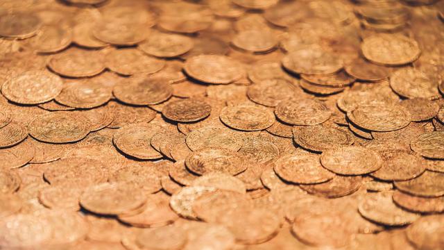 Десетки хиляди антични монети бяха открити при археологически разкопки във Франция