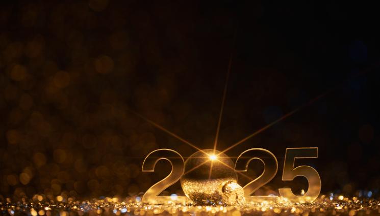 2025 - Не носете това на Нова година!