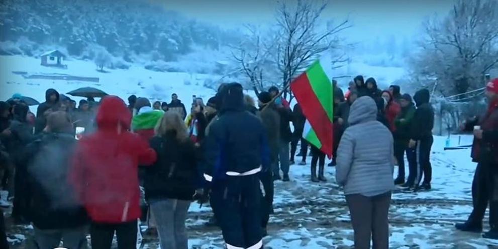 Във Велинград днес е организиран протест пред засегнатите от чумата