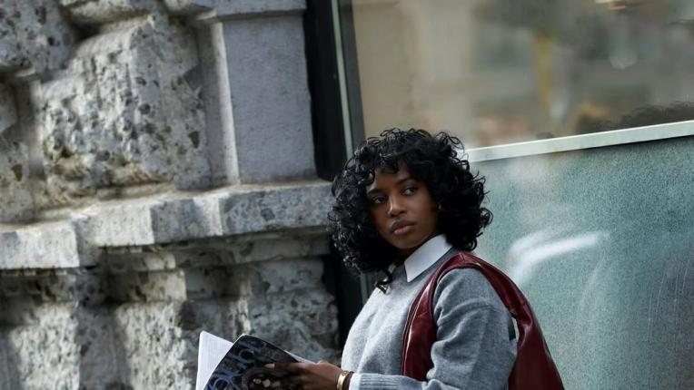  Как да съвместим стилно пуловера? 