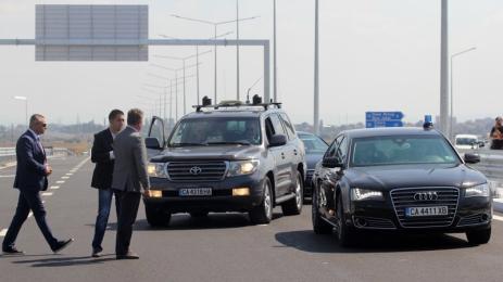 МВР лимузини