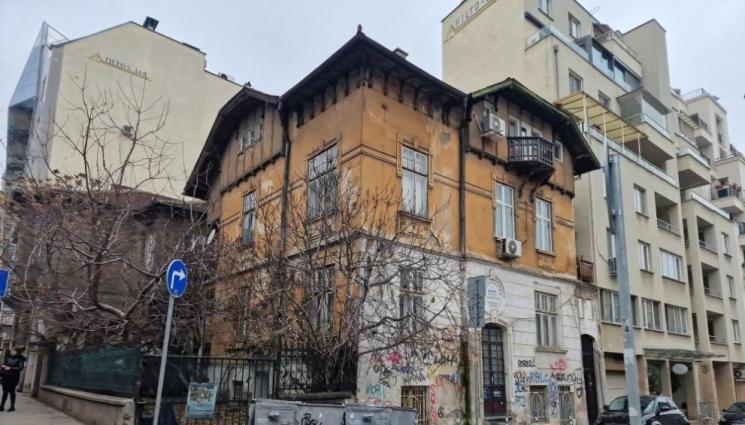 къща - Запазват къщата на Мустафа Ататюрк в София!