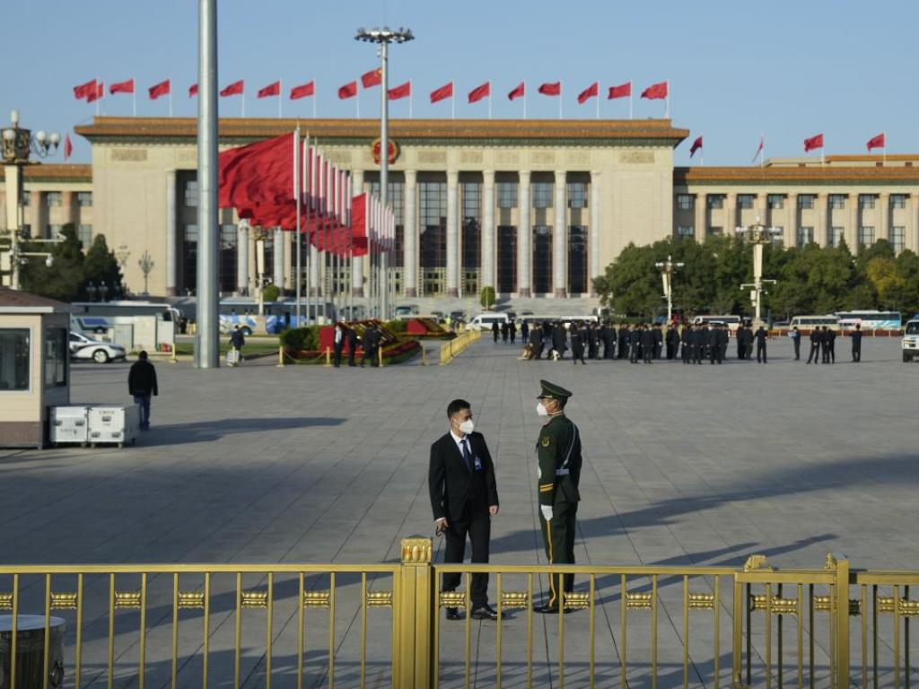 Китай налага санкции срещу 13 военни компании от САЩ в