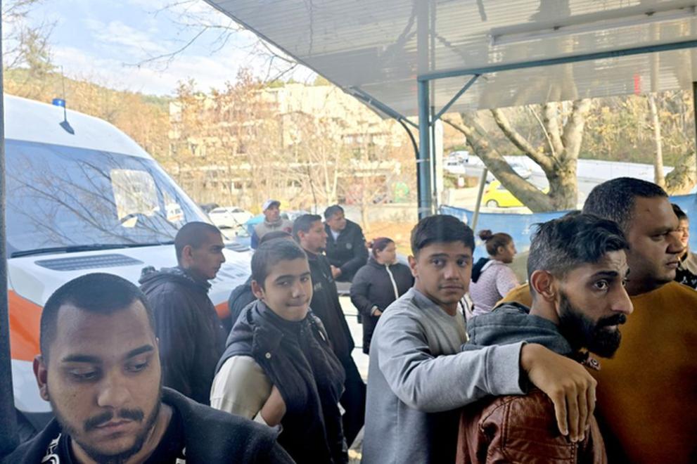 Протестът на близките на жената, чието новородено бебе почина в