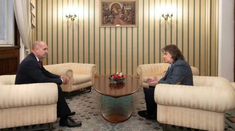 Радев и Киселова