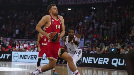 Везенков Олимпиакос