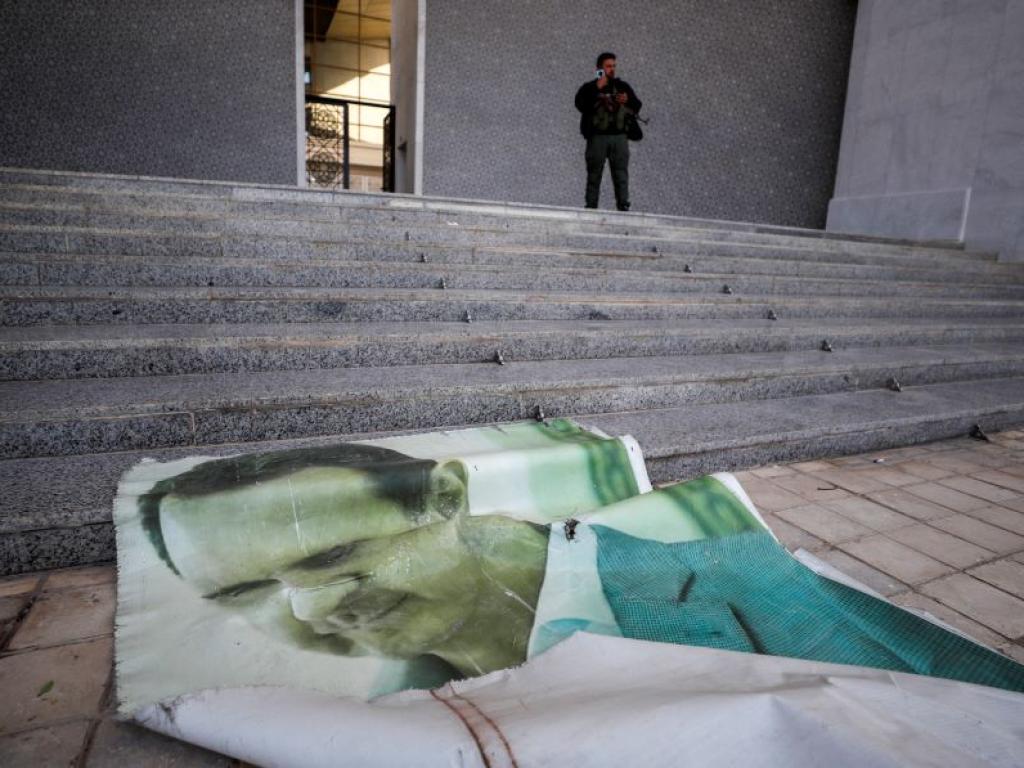 Командването на сирийската армия уведоми офицерите си че продължилото 24 години