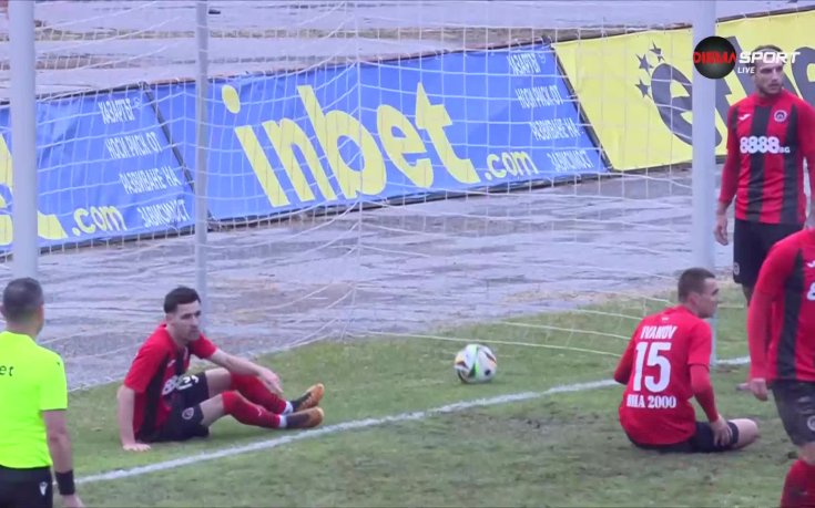 Автогол на Любенов даде нова преднина на Септември (видео)