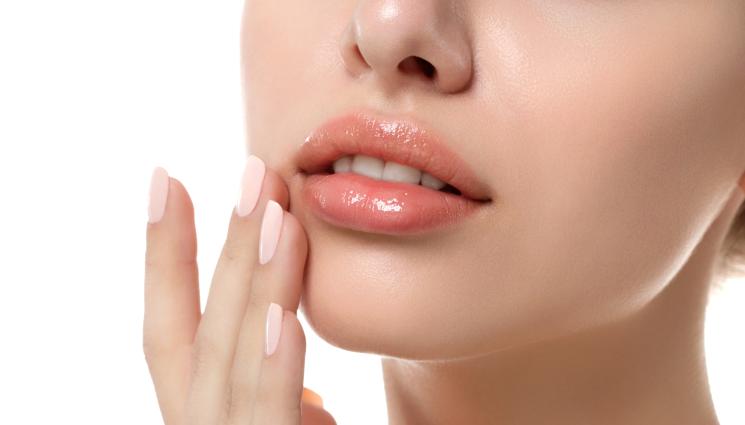 d - Новото лице на 38-годишна актриса струва 300 000 долара (СНИМКИ)