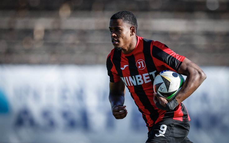 Переа пътува към София, минава медицински прегледи и подписва