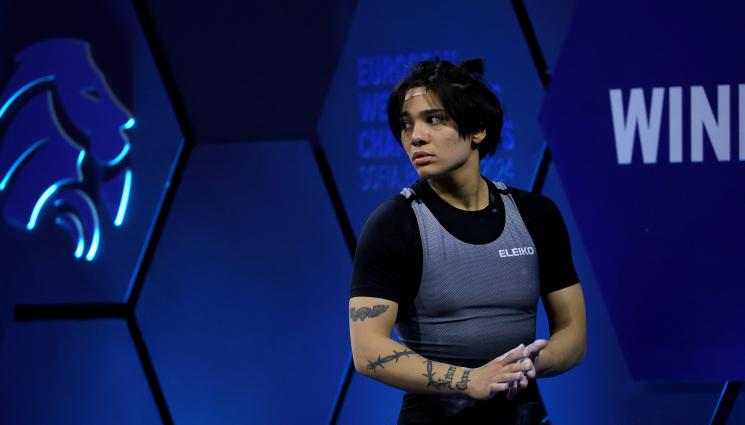 Галя Шатова - Галя Шатова остана десета на европейското първенство по вдигане на тежести