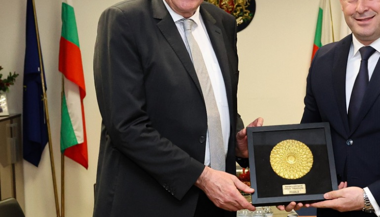 Глушков - Георги Глушков се срещна с колегата си от Черна гора Драгослав Шкекич