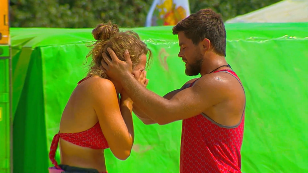 Състезателите по борба Микяй Наим и Магдалена Иванова отпаднаха от