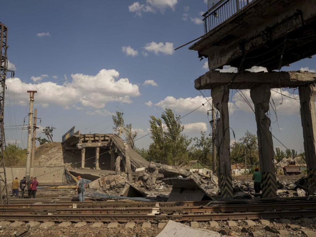 Сраженията около ключовия град Покровск в Източна Украйна са изключително