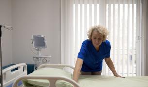 Фантомни специалисти ни лекуват в болниците