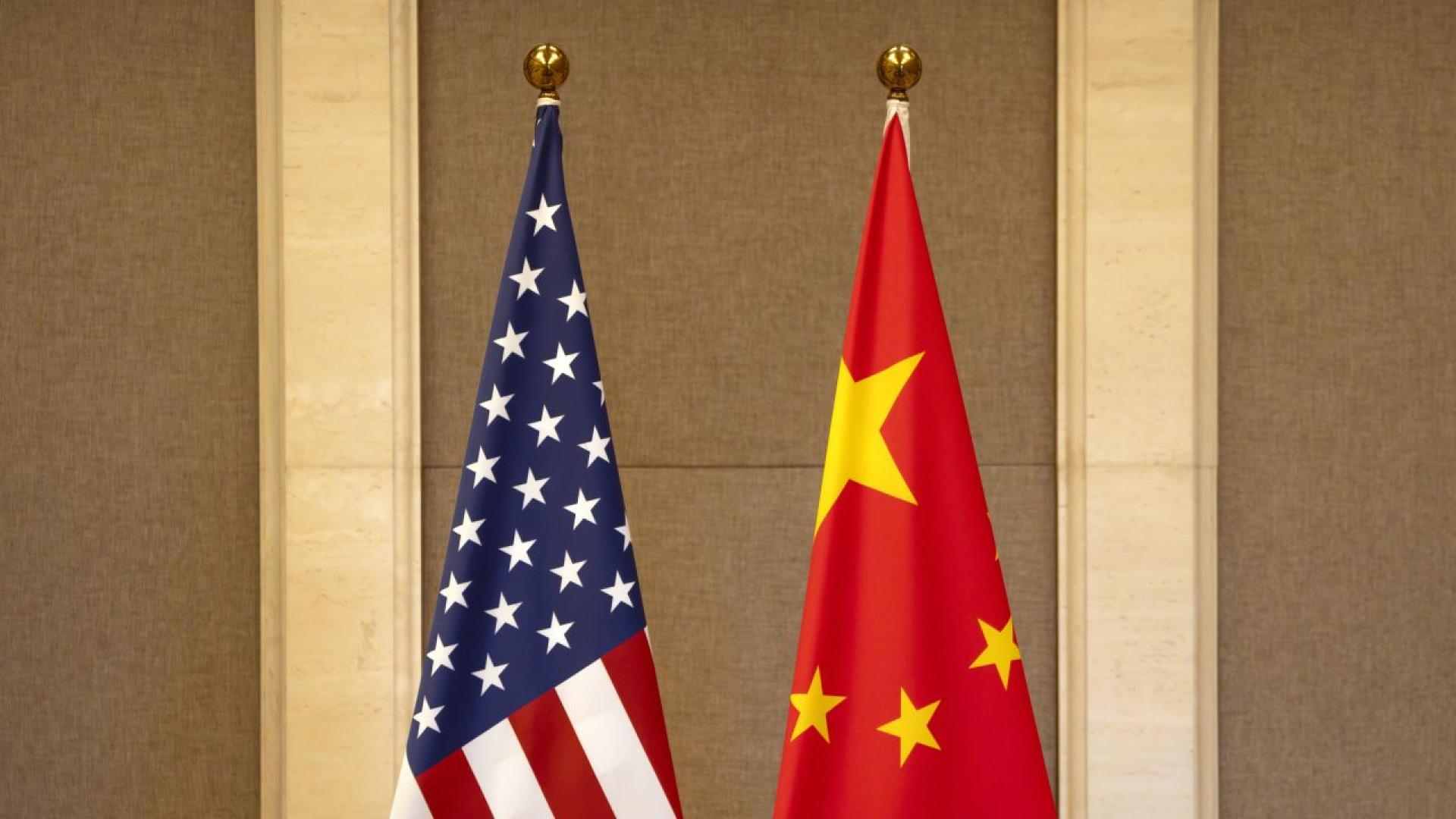 Китай заяви днес че никакви телефонни разговори не е имало