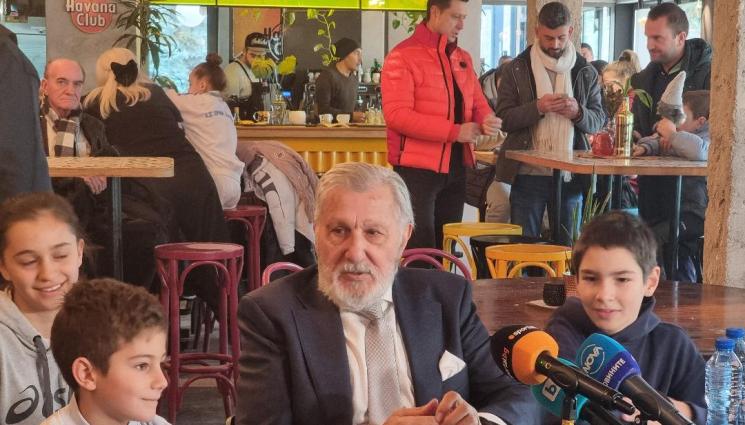 Илие Настасе - Настасе в София: Григор Димитров е много добър играч и децата трябва да взимат голям пример от него