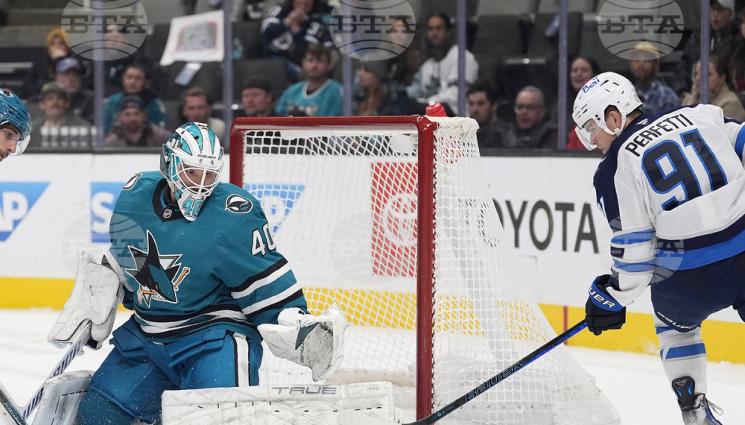 Александър Георгиев - Александър Георгиев направи 29 спасявания, но това не помогна на Сан Хосе да избегне домакинско поражение в НХЛ