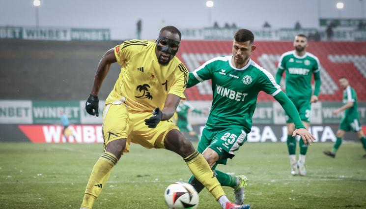 Деян Лозев - Спартак Варна се подсили с бивш защитник на Левски