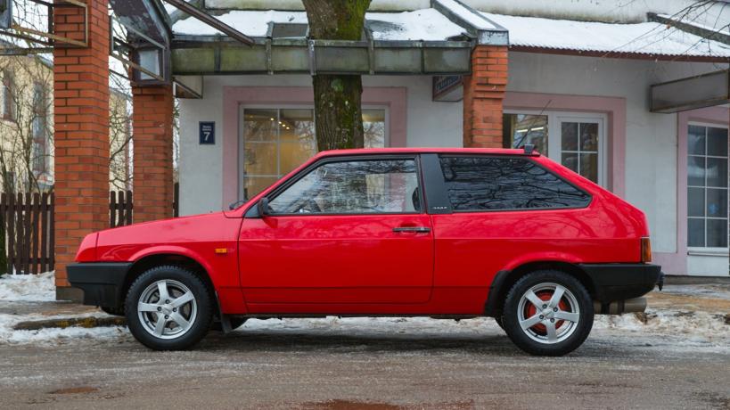 Lada 2108 руски автомобили