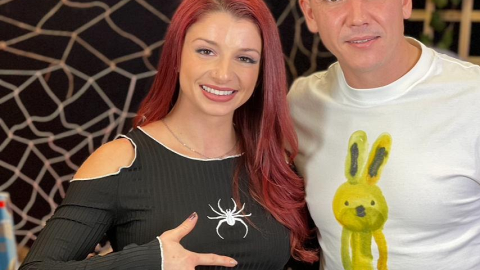 В последния епизод на гостува повелителят на Изолатора. Играчът, завършил