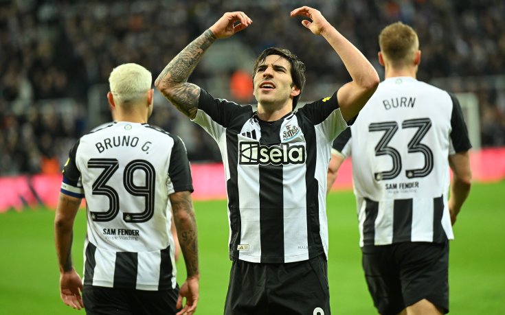 Тонали поведе Нюкасъл към успех над Брентфорд в Карабао Къп