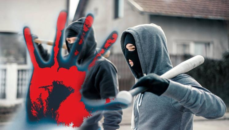 бухалки кръв - ПЕРНИШКО: Развъртяха винкелите, резултатът - счупени ребра и кръв!