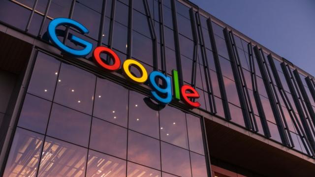Google ще замъглява сателитни изображения в Южна Корея след близо 20-годишен спор