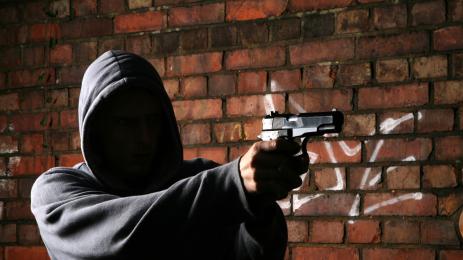 убиец пистолет