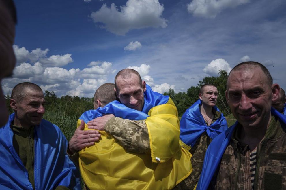 Руските сили са екзекутирали петима украински военнопленници, съобщи украинският омбудсман