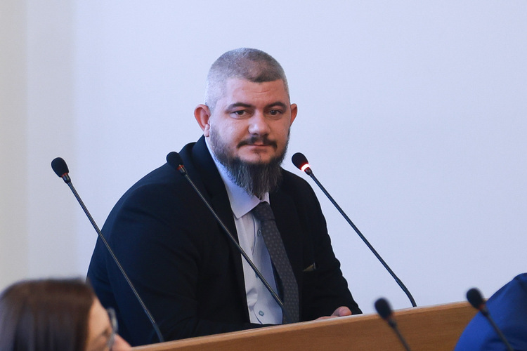 Александър Иванов