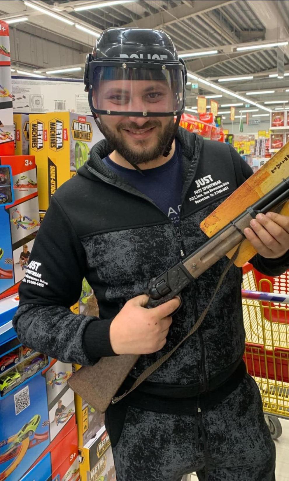  Емил Иванов 