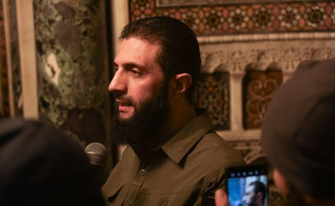 Временният президент на Сирия, Ахмад ал-Шараа, въведе нов дрескод за плажове и публични места